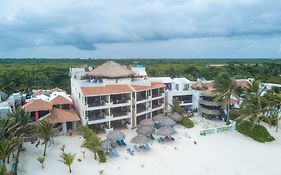 Aquatech Villas Derosa Resort